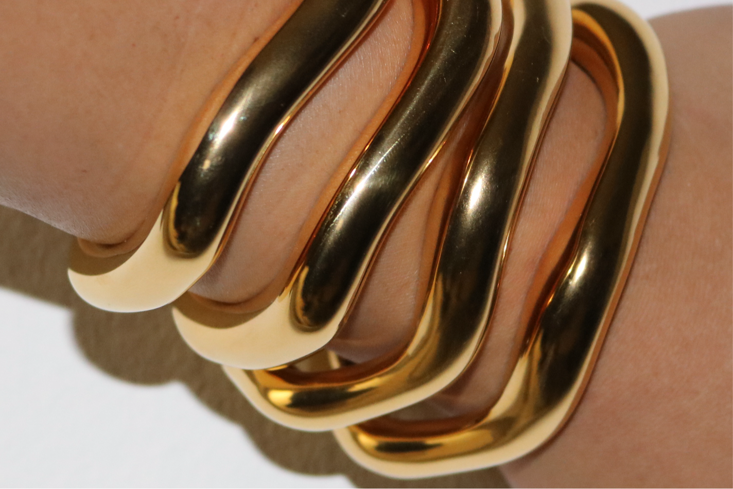 Claudia bangle