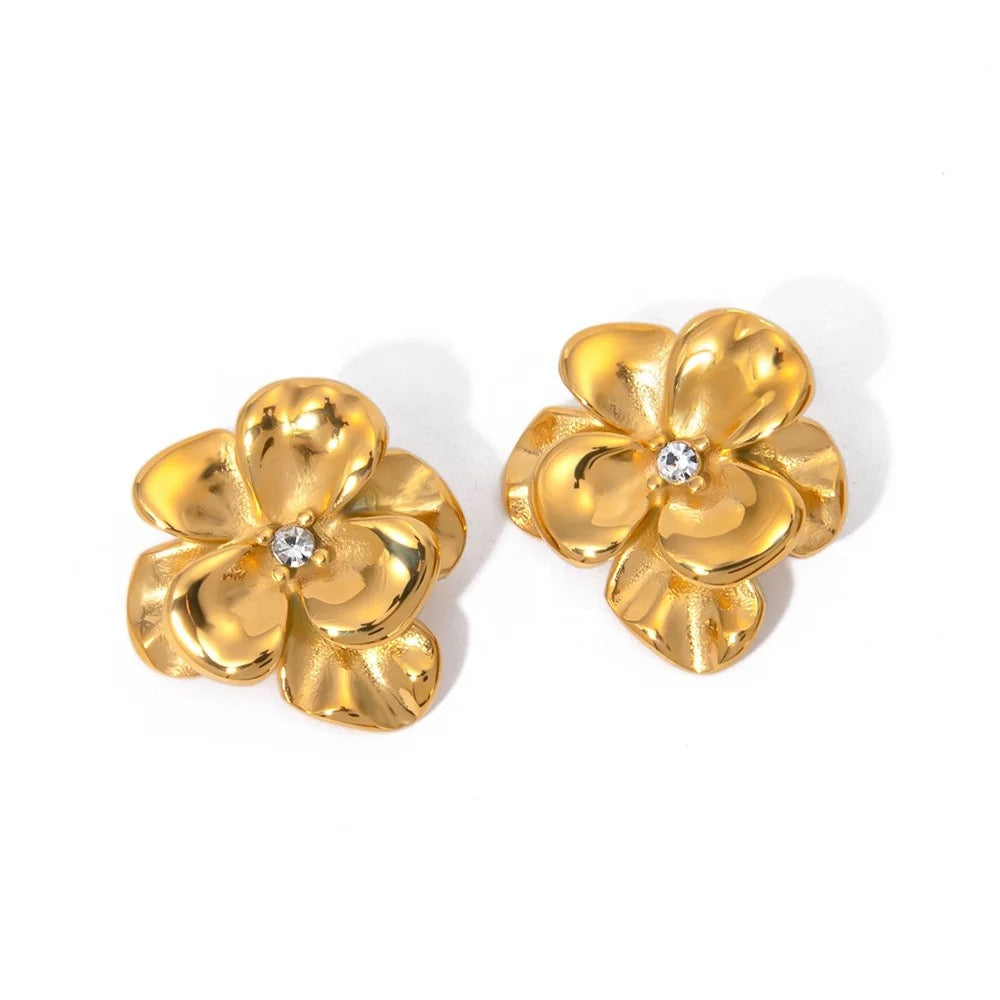 Mia floral earrings