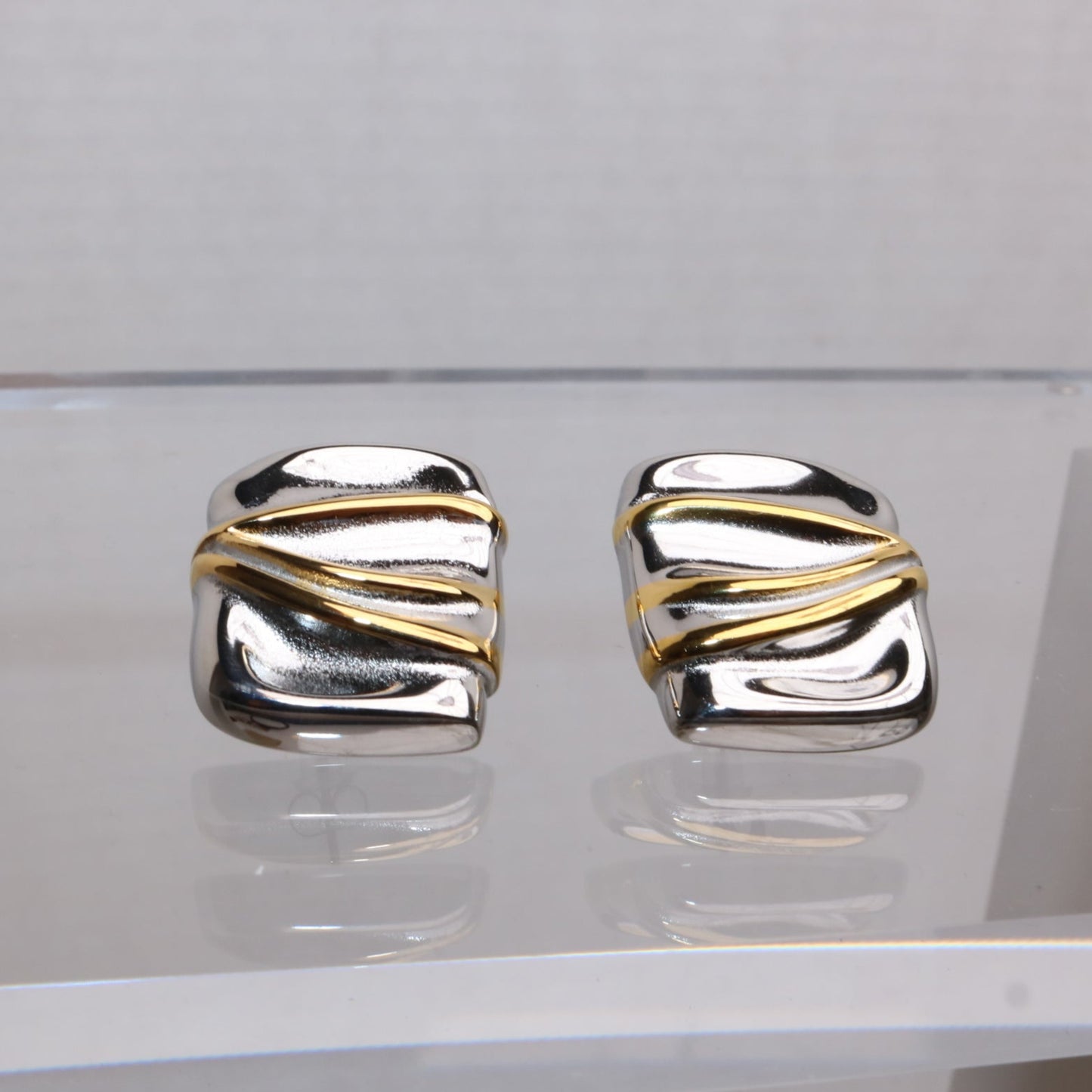 Delilah Earring