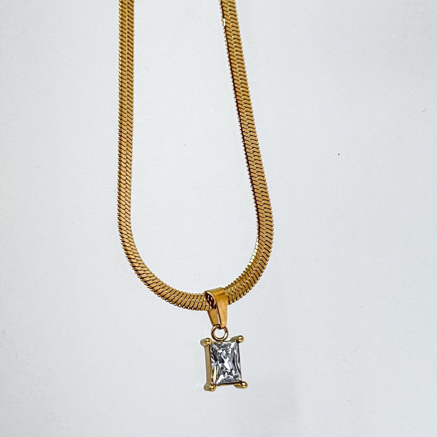 Alice Necklace